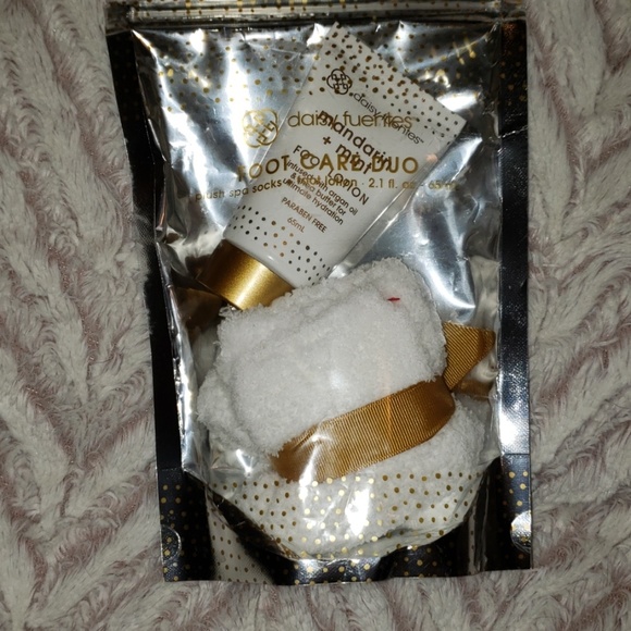 Foot care set - Picture 1 of 3